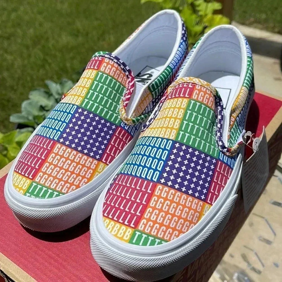 Vans rainbow LGBTQ sneaker - Picture 4 of 15